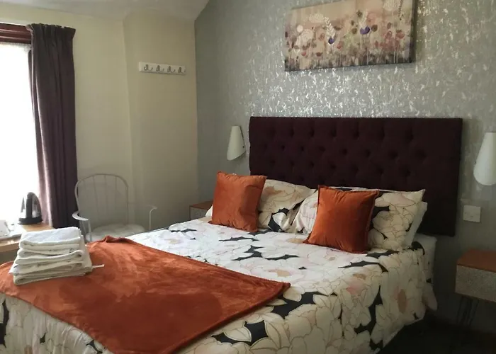 Kirkstall Guest House Blackpool
